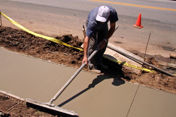 Cost of Sidewalk Pouring in New Orleans