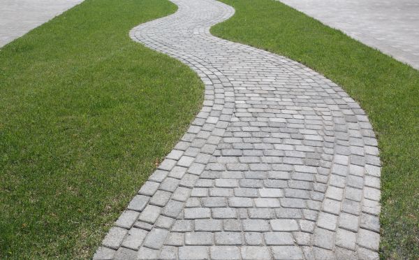 Cost of Walkway Paving in New Orleans